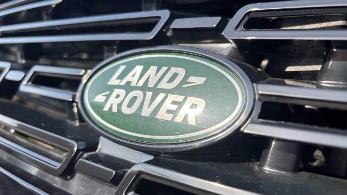 Land Rover Range Rover Sport 3.0 D300 Dynamic SE 5dr Auto Diesel Estate - Image 34